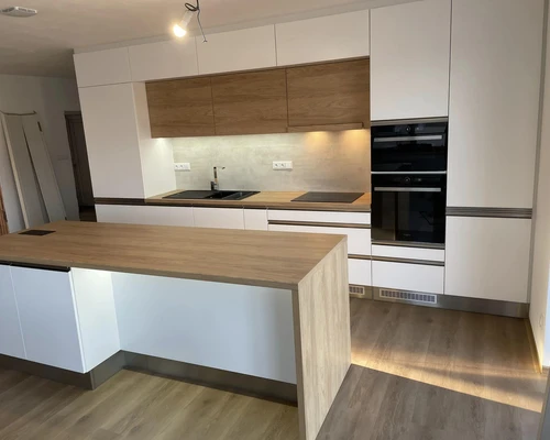 344204033_216625071090174_6741871675154063852_n