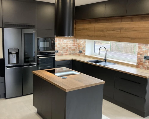 344805962_1672496633191602_5877452246951835391_n (1)