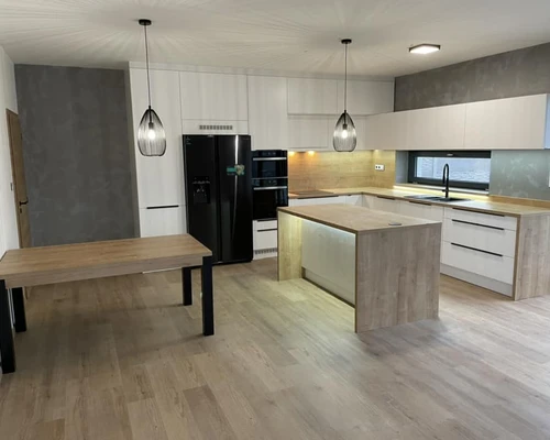 345035847_240519608633817_2932925494594582264_n