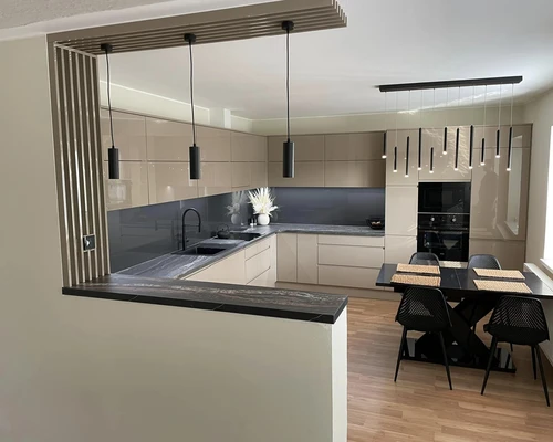 353661185_754312343062134_5395968967896098202_n