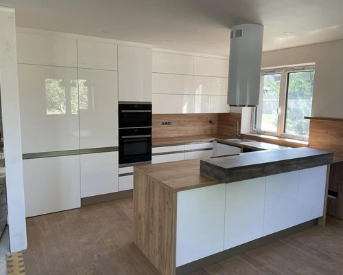 359784942_770719768088058_2791296204223778495_n